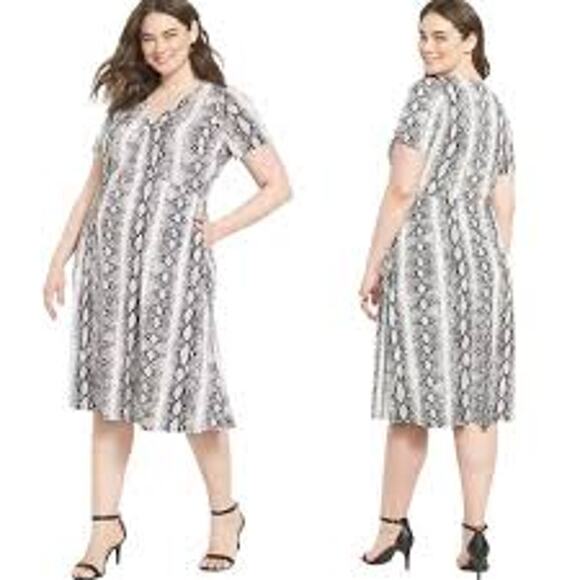 Lane Bryant Dresses & Skirts - NWT Lane Bryant Women's Snake Skin Printed Fit & Flare Dress White/Black 22/24